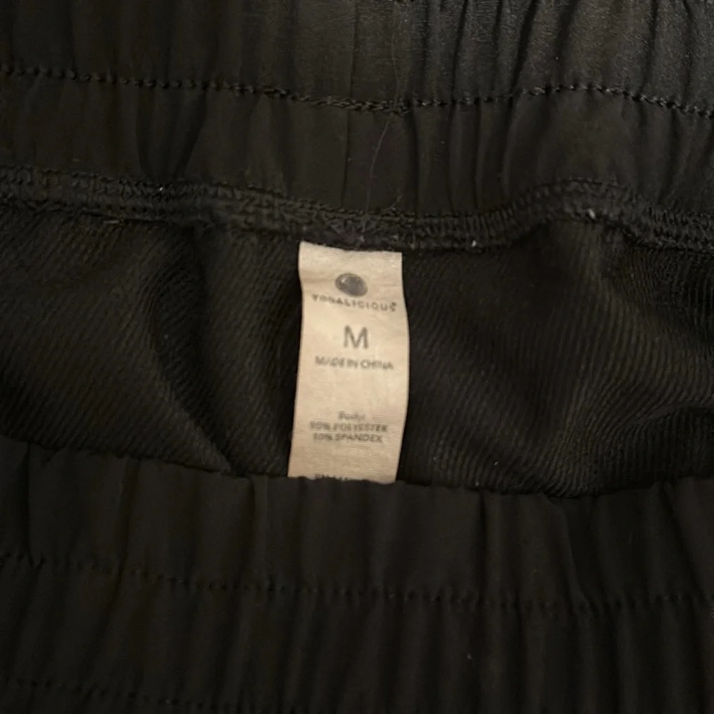 Yogalicious black womens joggers - Picture 3 of 3